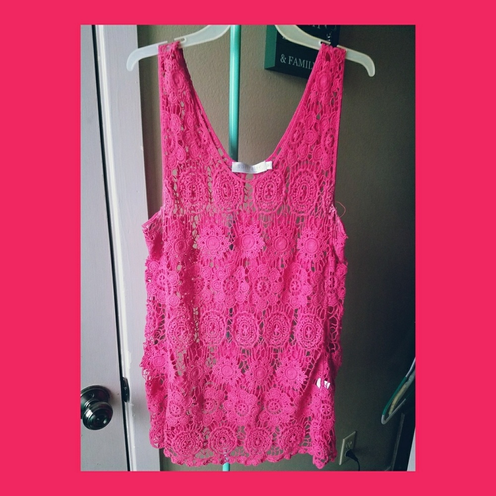 NWOT CROCHET TANK